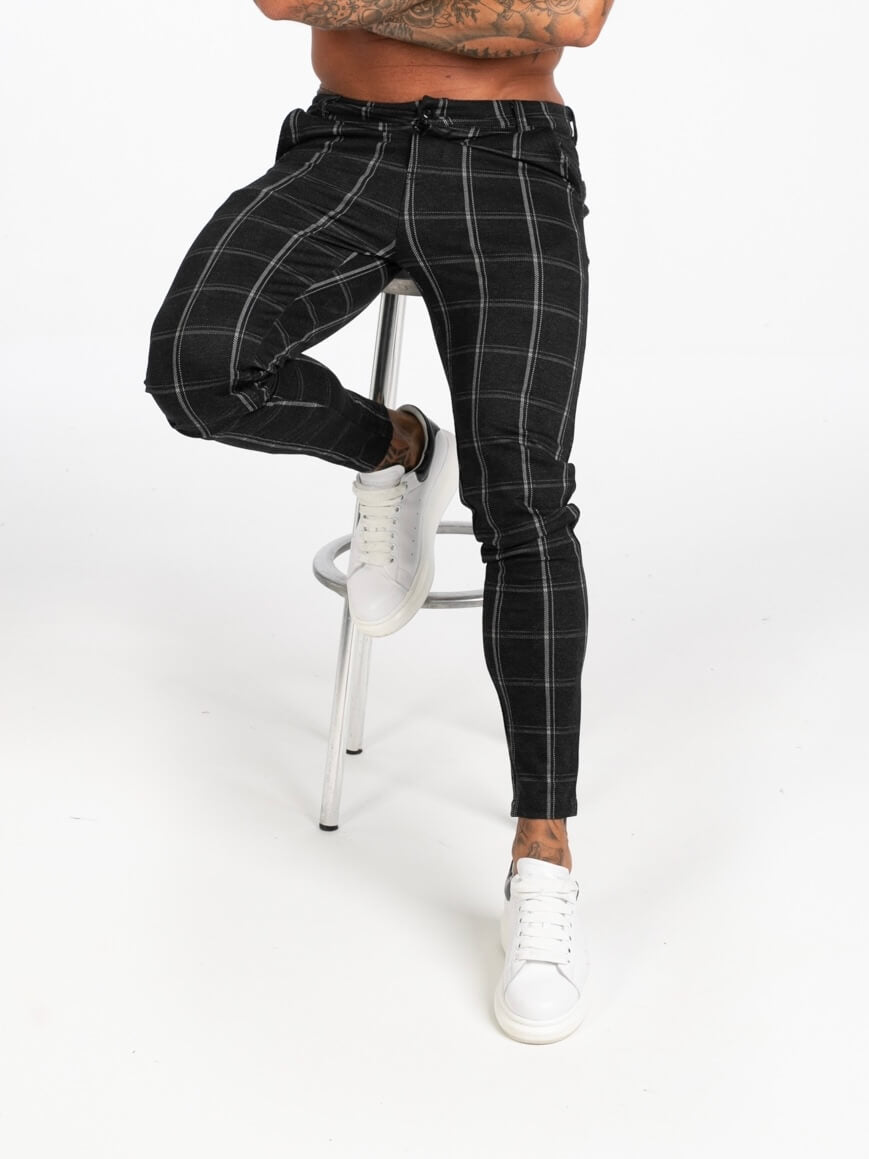 Stylish Michèllo jeans trousers and shorts in various sizes, colors, and styles for men, including class, ripped designs, and summer shorts.