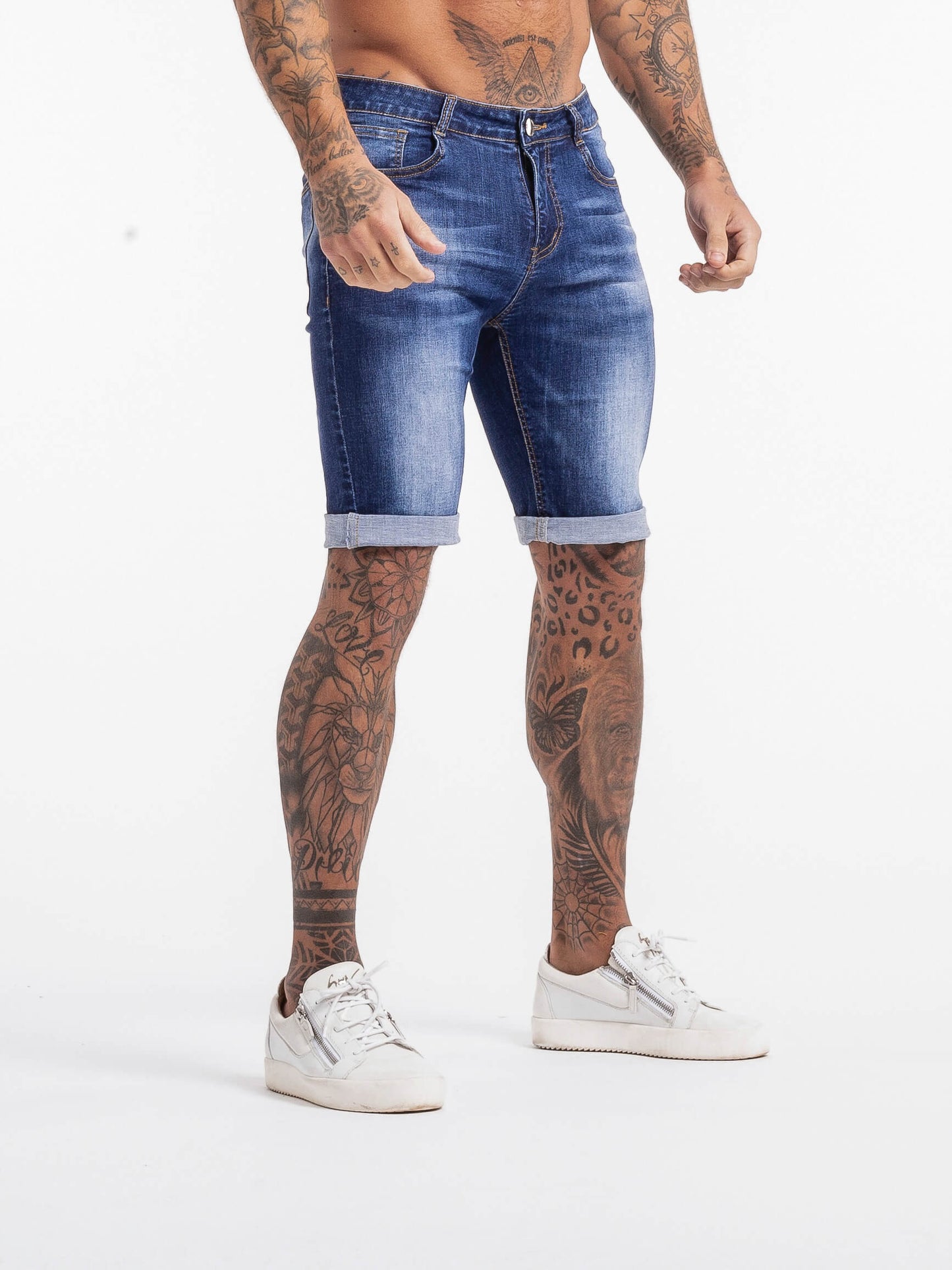 Stylish Michèllo jeans trousers and shorts in various sizes, colors, and styles for men, including class, ripped designs, and summer shorts.