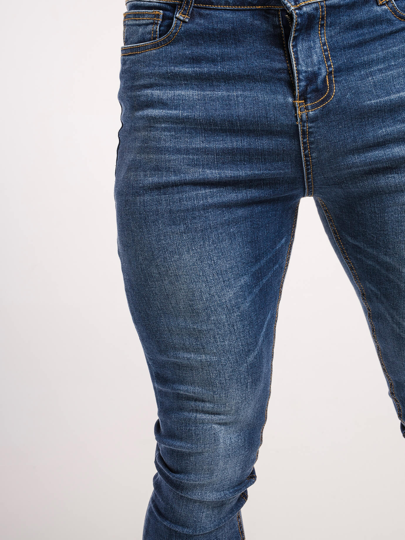 Stylish Michèllo jeans trousers and shorts in various sizes, colors, and styles for men, including class, ripped designs, and summer shorts.
