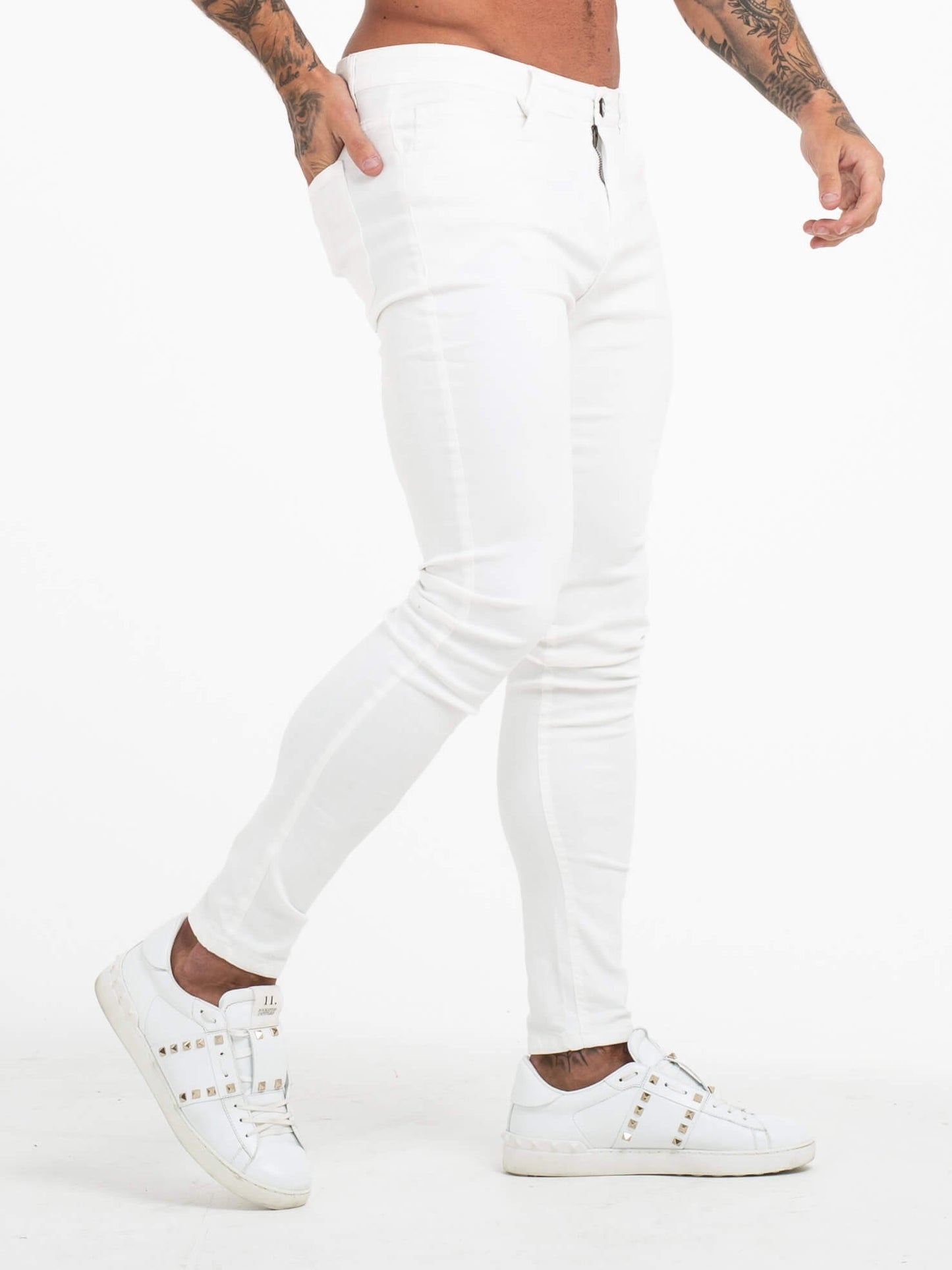 Stylish Michèllo jeans trousers and shorts in various sizes, colors, and styles for men, including class, ripped designs, and summer shorts.