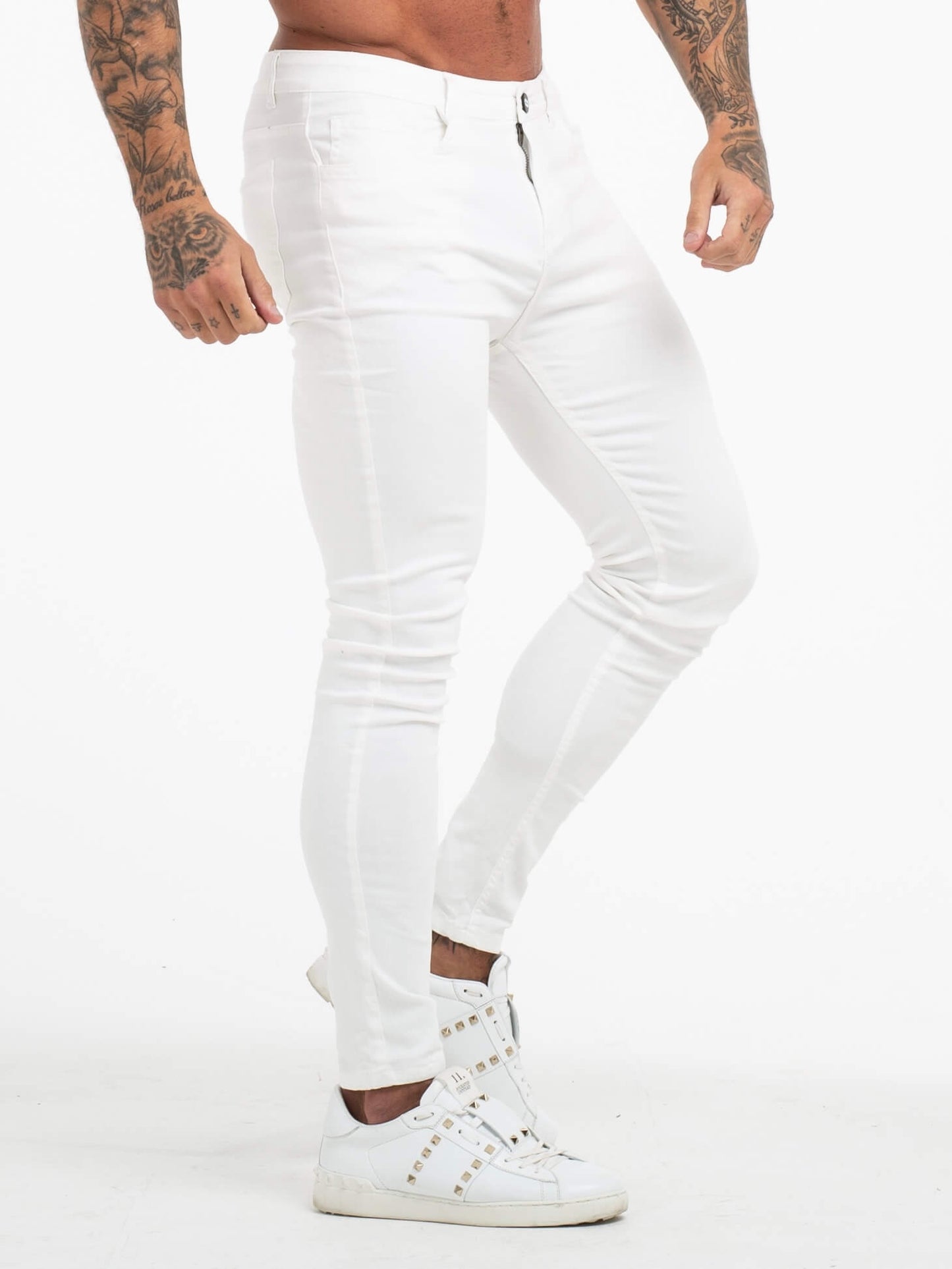Stylish Michèllo jeans trousers and shorts in various sizes, colors, and styles for men, including class, ripped designs, and summer shorts.