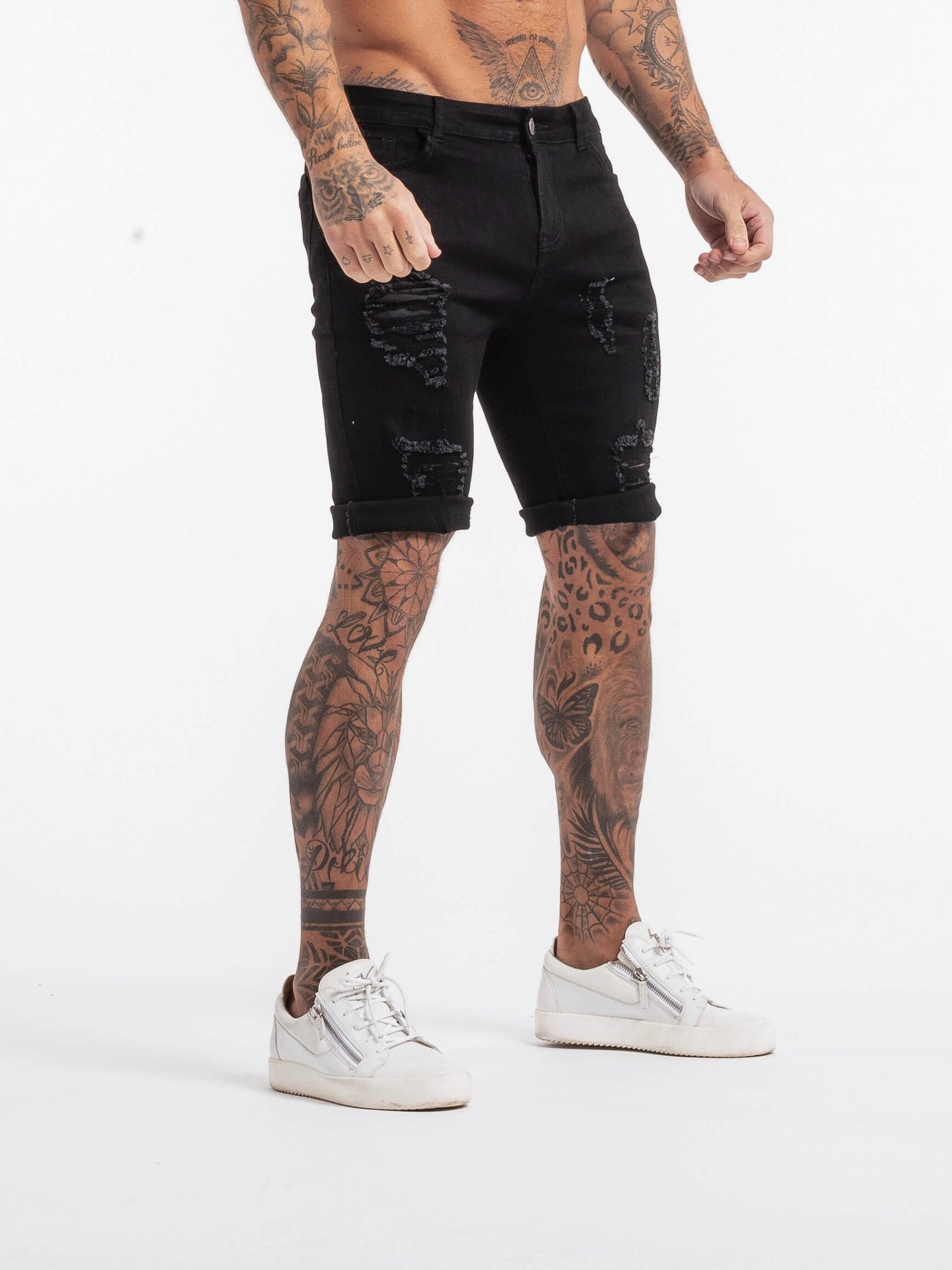 Stylish Michèllo jeans trousers and shorts in various sizes, colors, and styles for men, including class, ripped designs, and summer shorts.