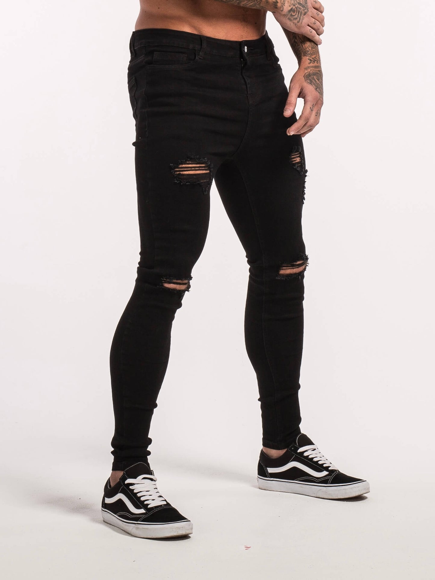 Stylish Michèllo jeans trousers and shorts in various sizes, colors, and styles for men, including class, ripped designs, and summer shorts.