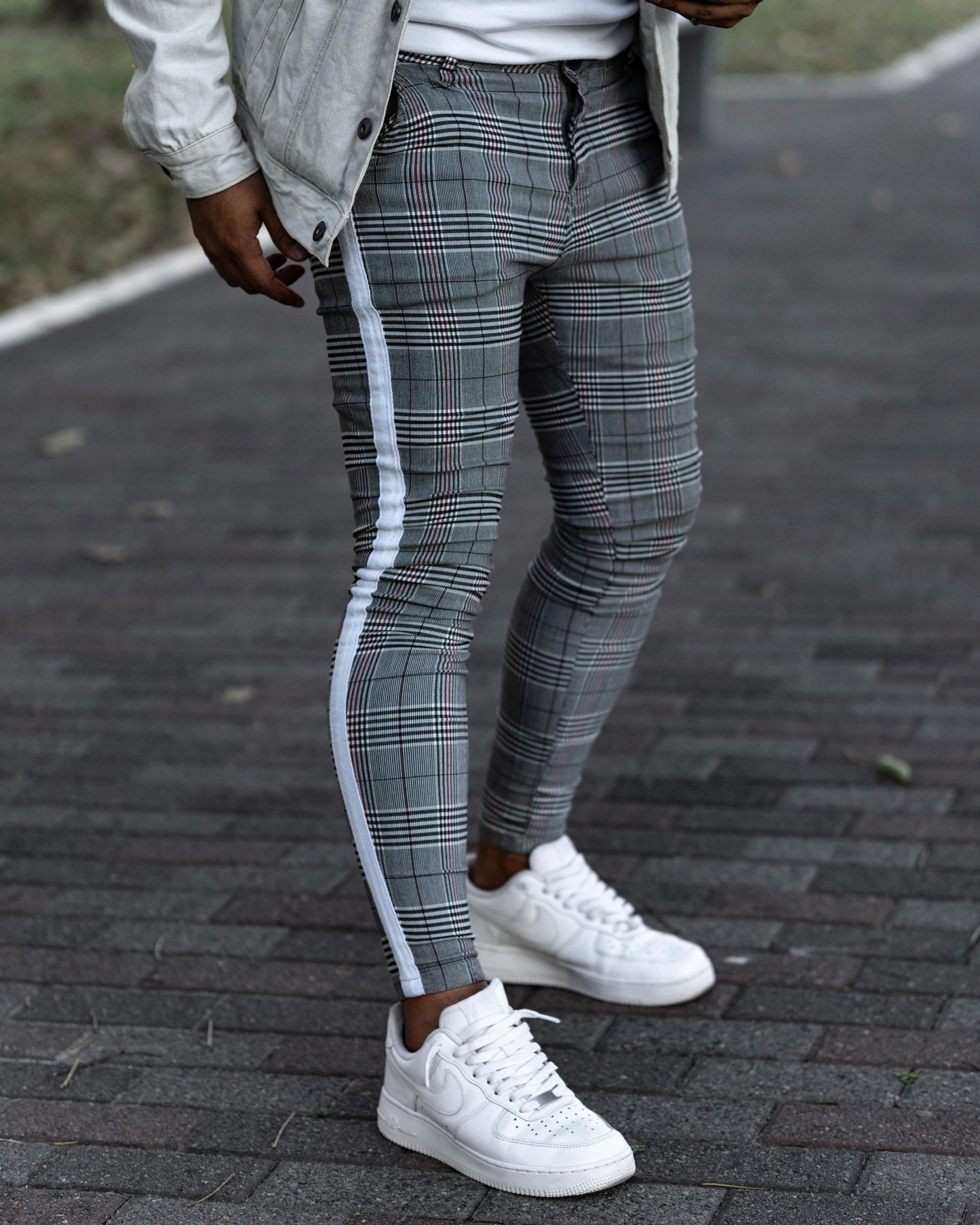 The Emanuele Trousers - Grey/White