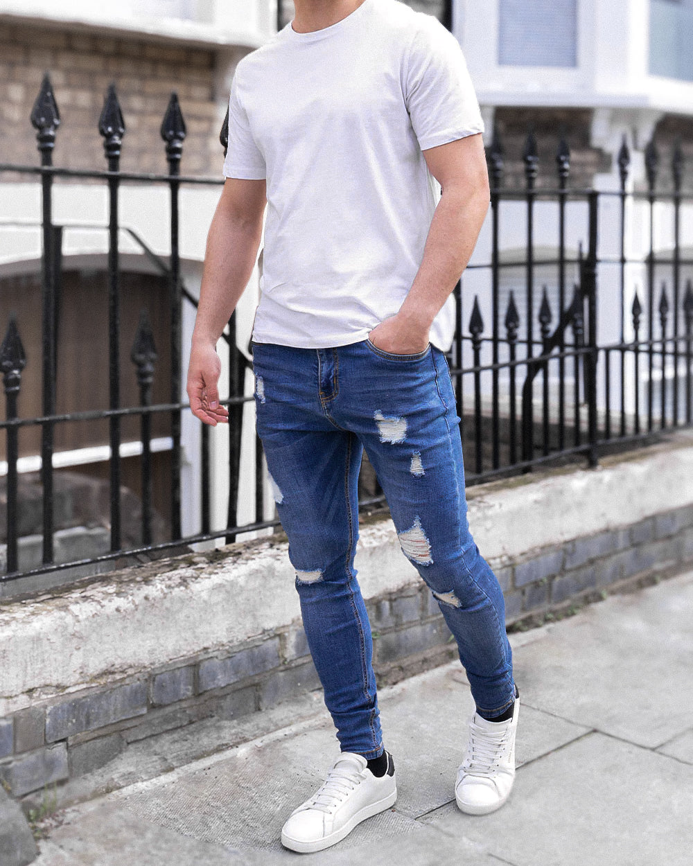 THE VITTORIO RIPPED JEANS - BLUE